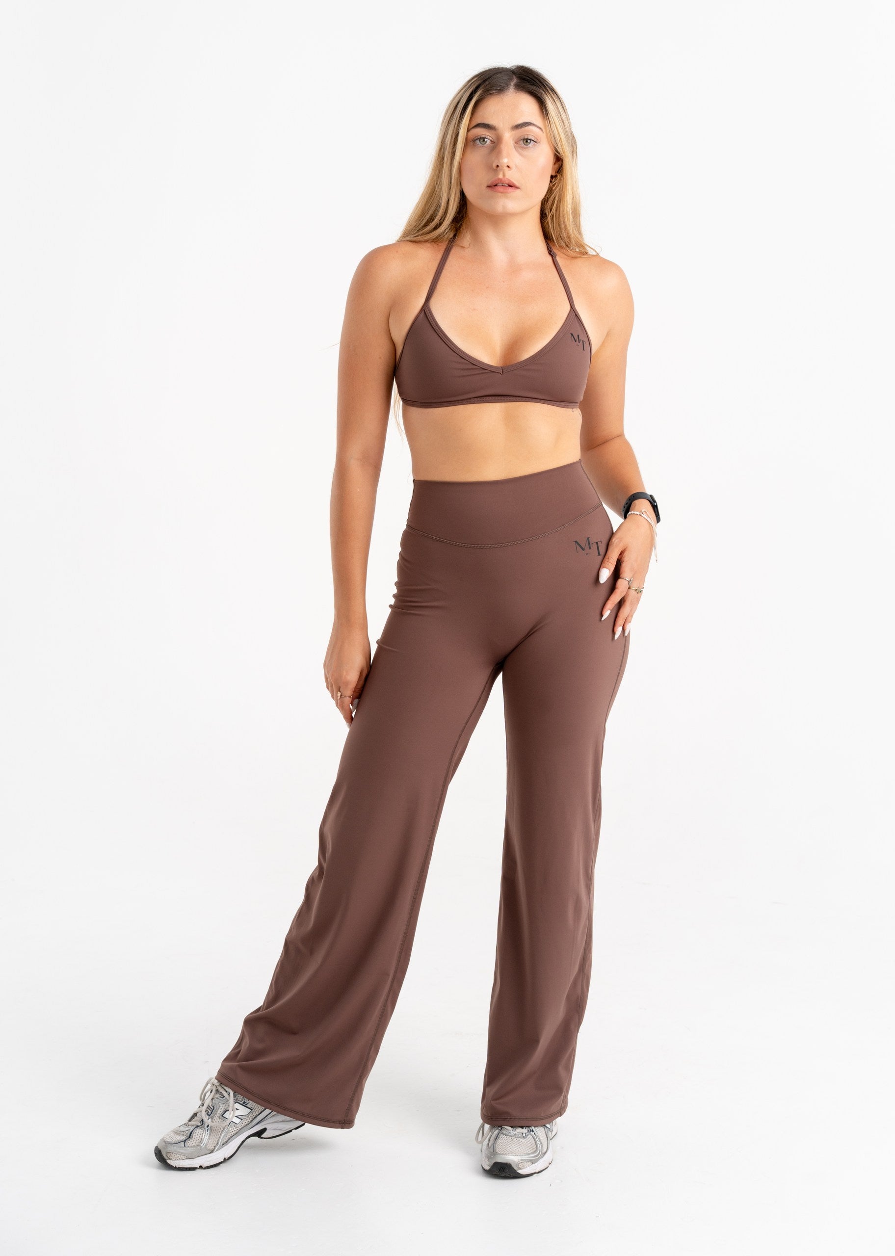 MT Fit Flow Wide-Leg Active Set – Sports Bra & Flare Pants