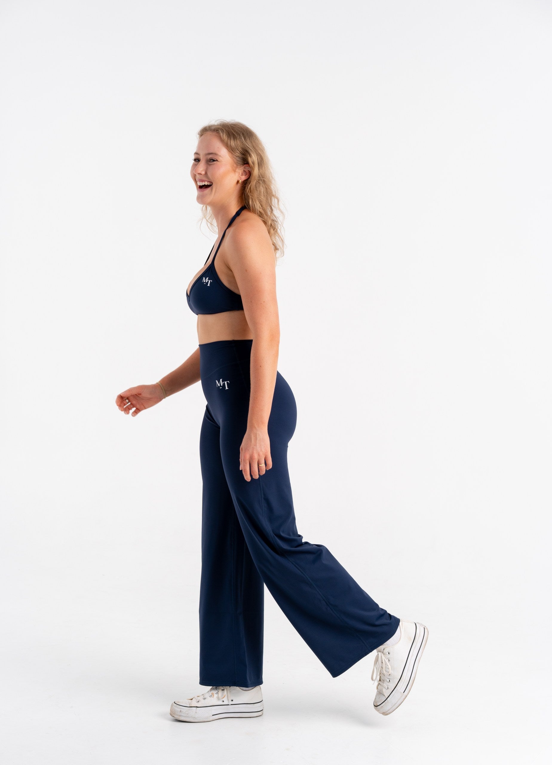 MT Fit Flow Wide-Leg Active Set – Sports Bra & Flare Pants