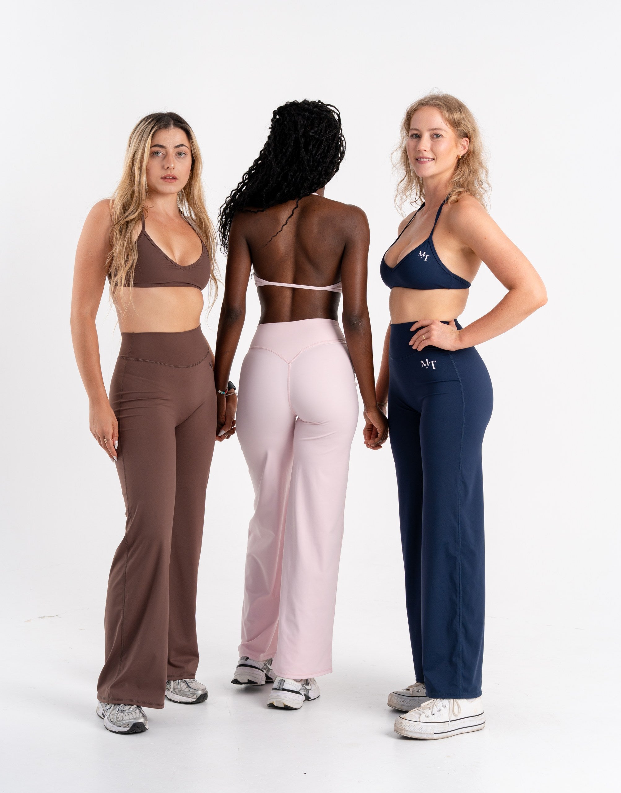 MT Fit Flow Wide-Leg Active Set – Sports Bra & Flare Pants